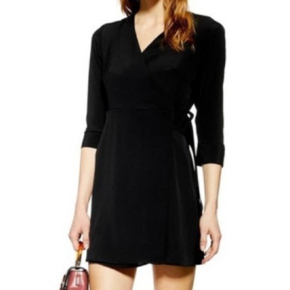 Topshop Dresses & Skirts - Topshop v-neck wrap dress with belt, 6